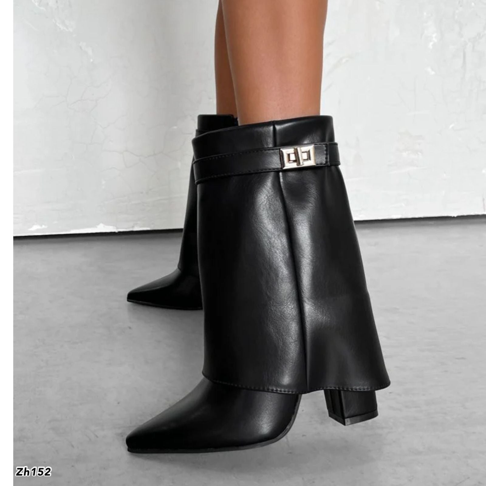 Botin negro doblez detalle dorado tacon 9cm SM568 C-67